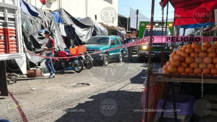 Ejecutan de varios balazos a un pollero en Zamora