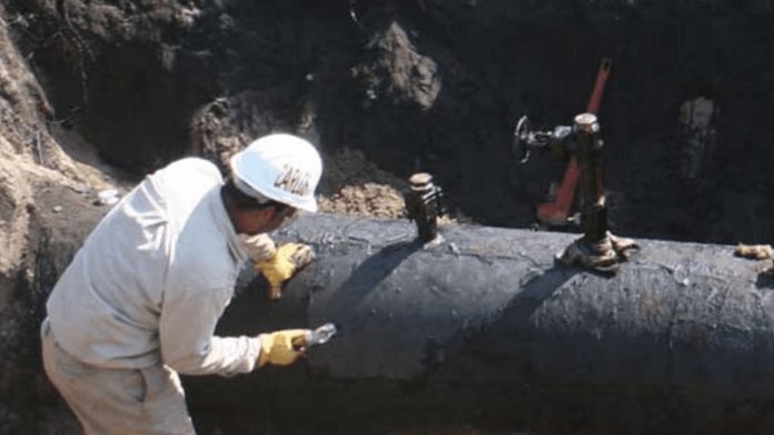 Encuentran manguera de tres kilómetros en Salamanca por donde robaban gasolina