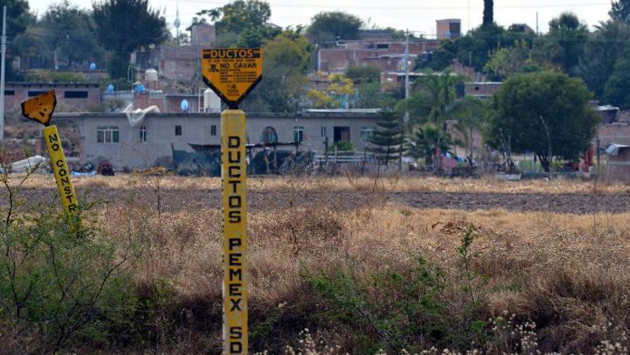 Familias con viviendas ubicadas donde pasan ductos recibirán apoyo