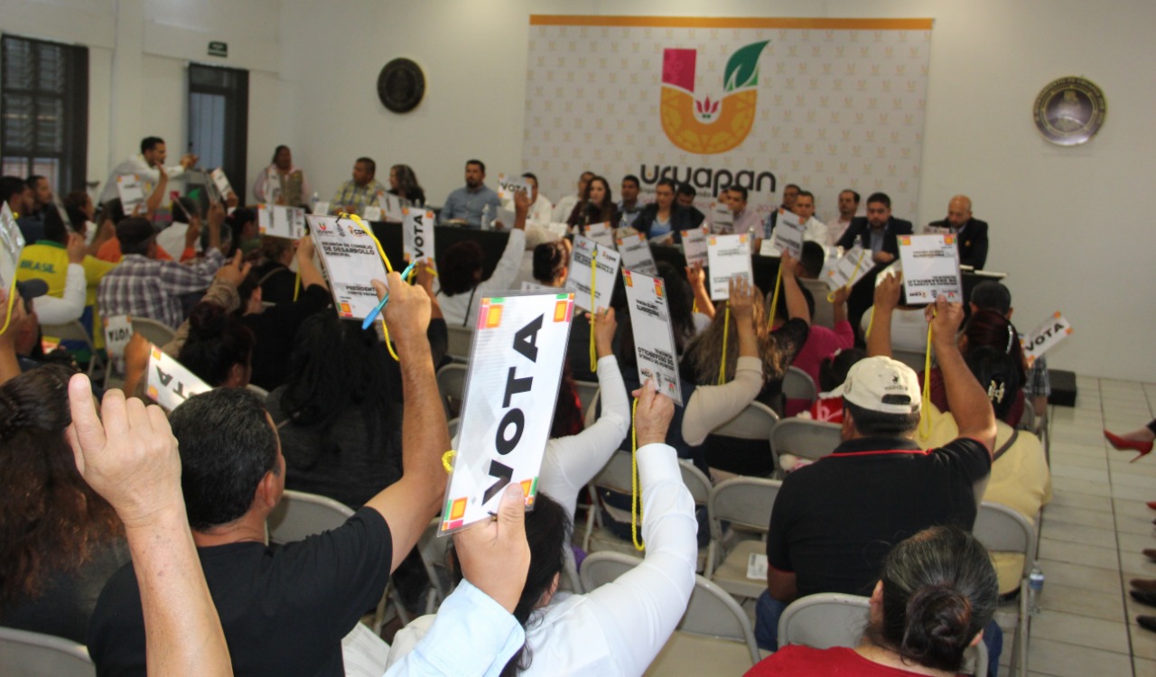 Estrecha labor entre Gobierno Municipal y CDM para superar retos del 2019: Adriana Magaña