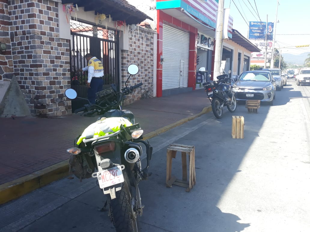 SSPM implementa operativo de “Retiro de Obstáculos de la Vía Pública” en la Avenida Juárez