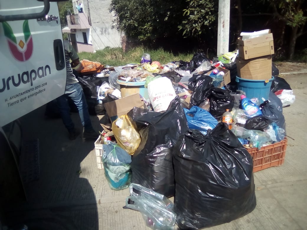 Incrementan turnos en recolección de basura en Uruapan