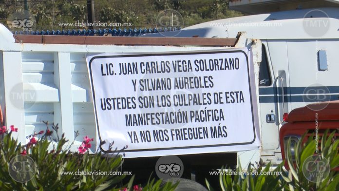 Impuesto a materiales de construcción paraliza a camioneros