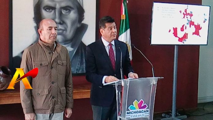 AMLO debe retirar bloqueo de maestros sobre vías de tren