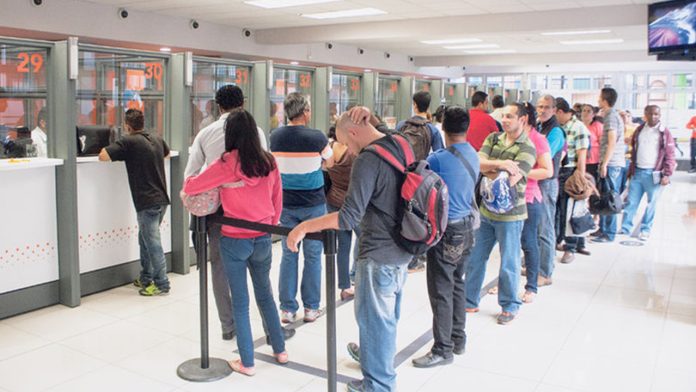 Noticias breves para madrugadores: El rescate bancario