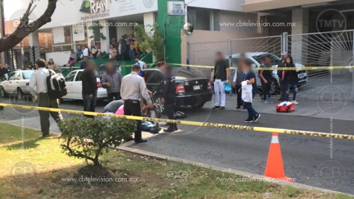 Peatón sufre severas lesiones al ser atropellado en la Av. Camelinas