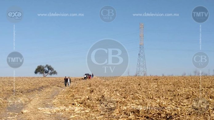 Joven se ahorca en torre de la CFE, en Indaparapeo