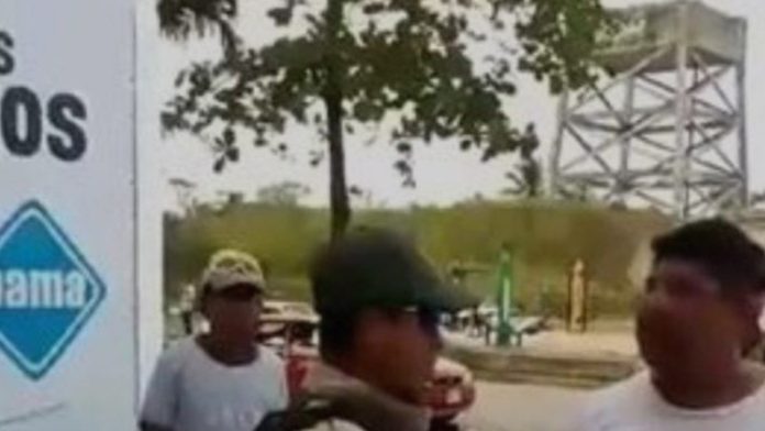 Policía veracruzano golpea a adolescente con Síndrome de Down
