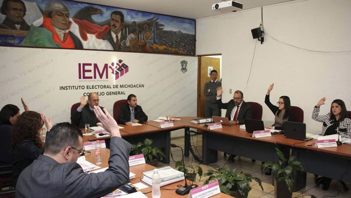 Van 197 mdp para partidos en Michoacán