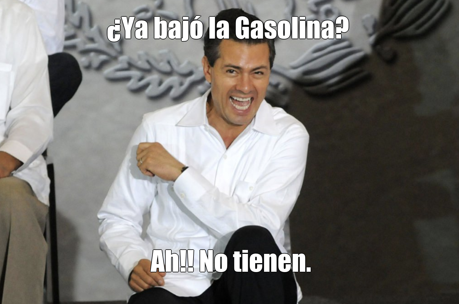 Mexicanos ven al mal tiempo buena cara, los mejores memes del desabasto de gasolina