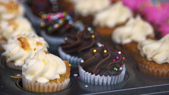 Hermanas asesinaron con un bate a niño de tres años por tomar un pastelillo