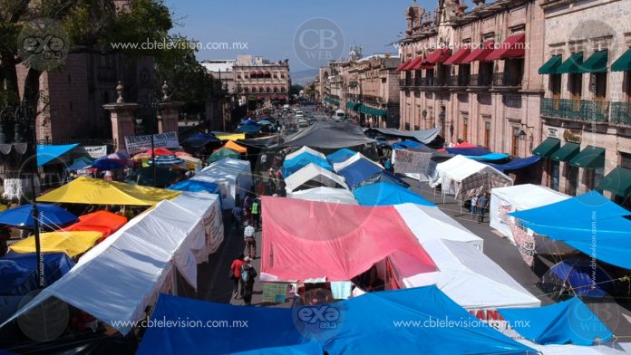 Cumple plantón de la CNTE su primer semana en centro de Morelia