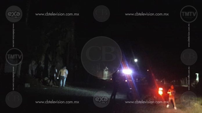Hombre pierde la vida al chocar en la carretera Apatzingán-Buenavista