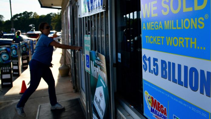 Ganador de premio por 1500 millones de dólares sigue sin aparecer