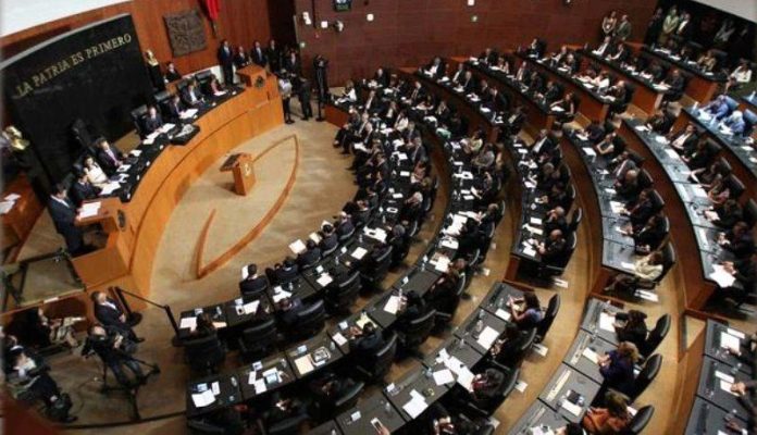 Senadores firman proyecto modificado de Guardia Nacional