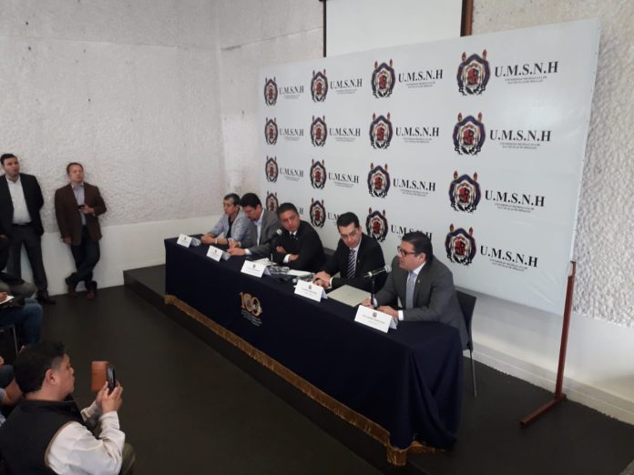 Reduce rector de la UMSNH 35% su salario