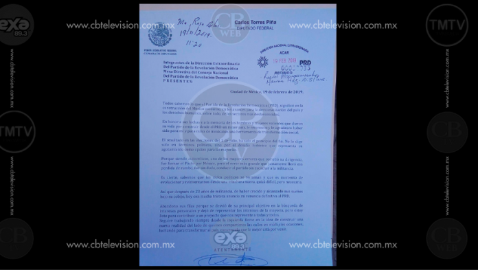 Renuncia líder de ADN al PRD