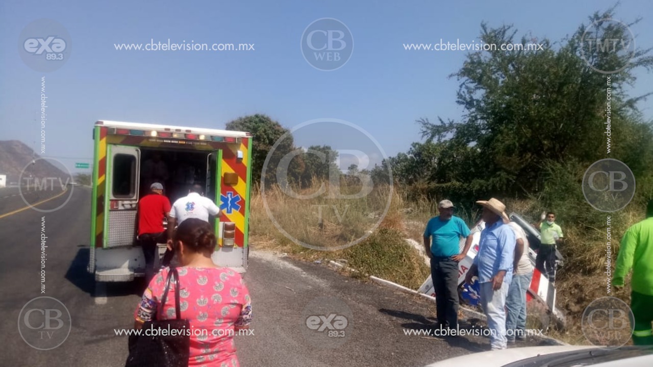 Accidente de ambulancia deja cuatro heridos en la Siglo XXI