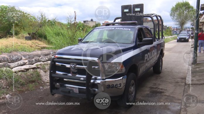 Decomisan armas, un lanzagranadas y autos robados en Zamora