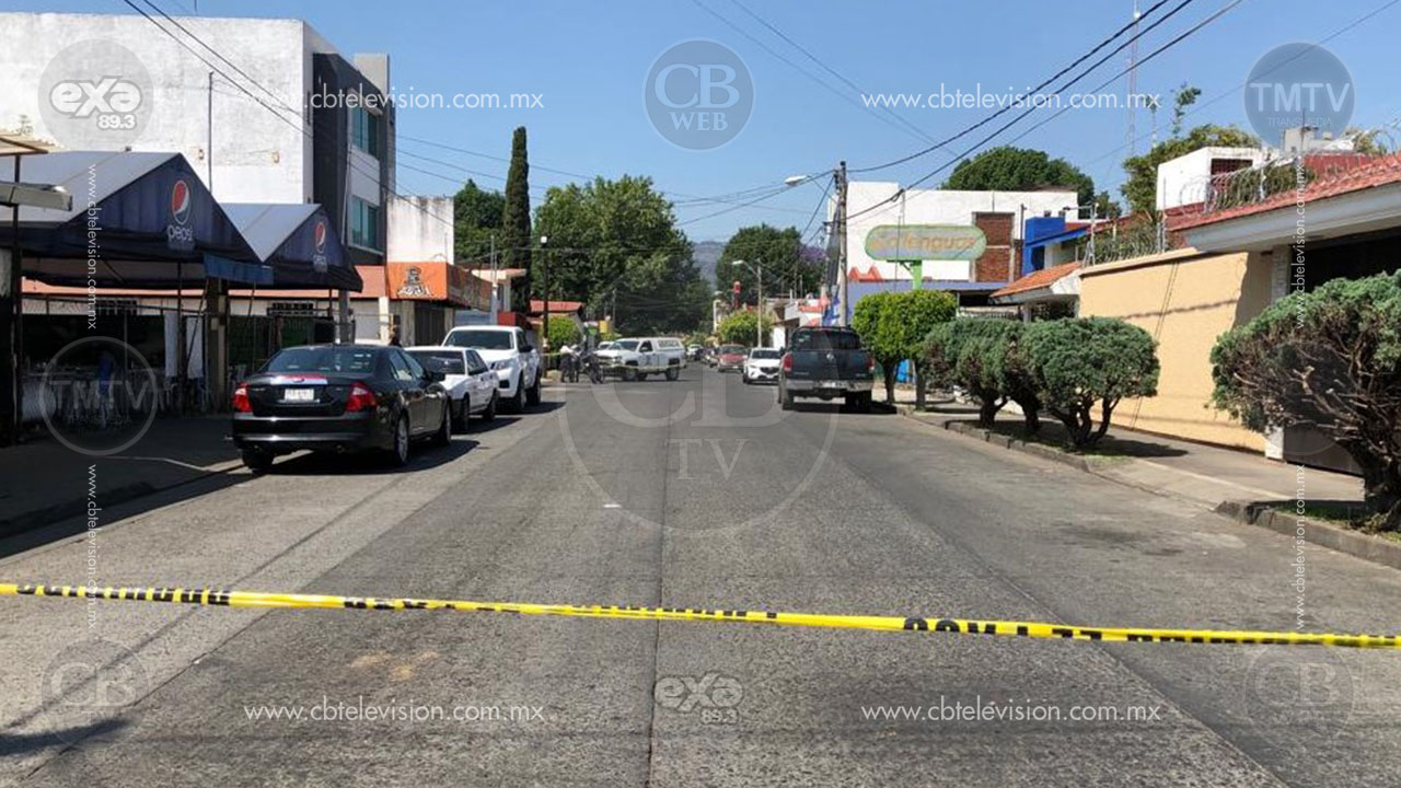 Balean a masculino en Uruapan; se traslada solo al hospital
