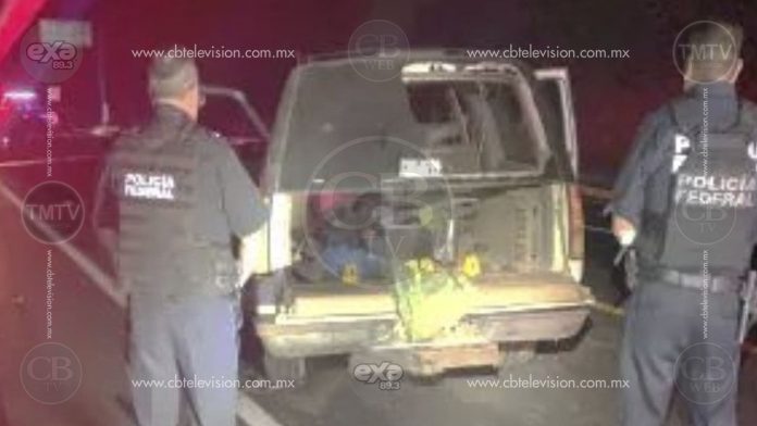 Gatilleros abandonan camioneta luego de atacar a balazos a federales en la 