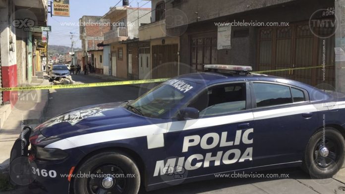 Encuentran a un hombre muerto ahorcado en su casa