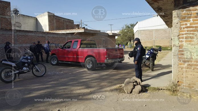 Mujer ciclista queda con múltiples lesiones al ser arrollada por una camioneta