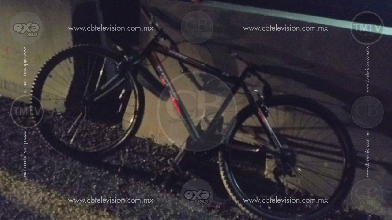 Vehículo atropella a ciclista y lo deja inconsciente en Tarimbaro