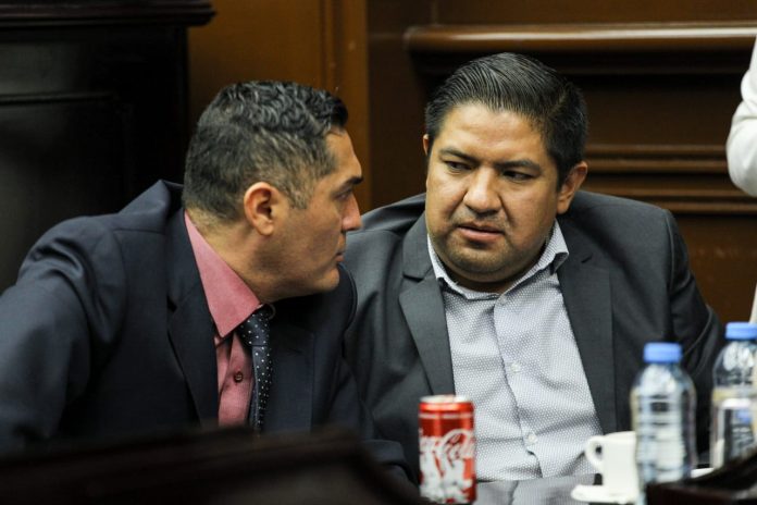 Denuncia: presionó Gobernación a diputado para sumarse a Morena