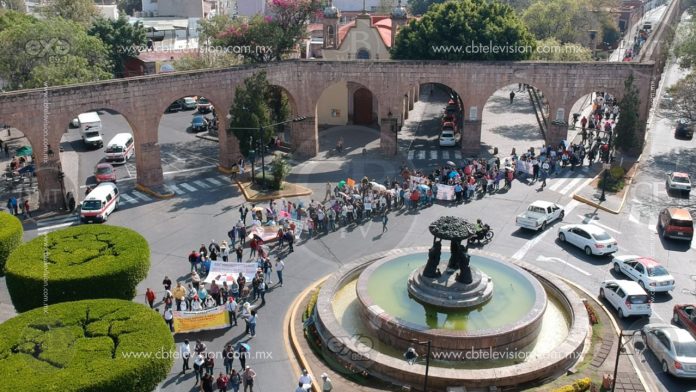 Protesta SNTE en Centro Histórico de Morelia, se deslindan de la CNTE