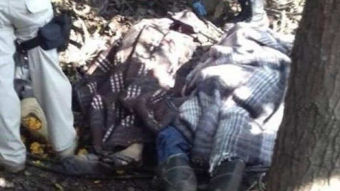 Hombres armados balean a varios indigenas mientras rezaban en Guerrero