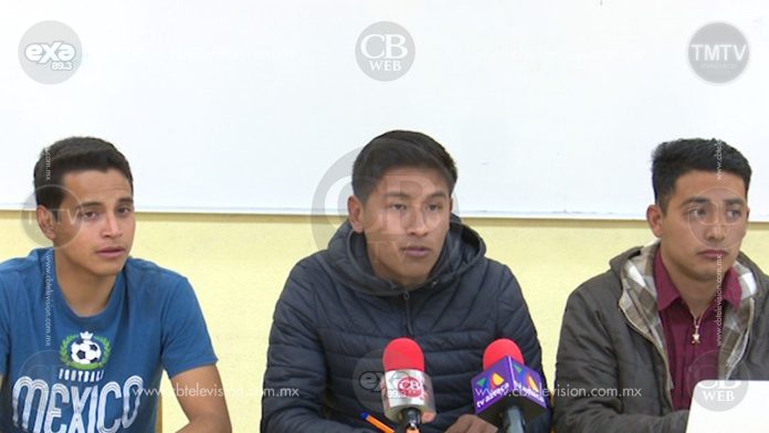 Amagan normalistas con iniciar paro ante adeudos