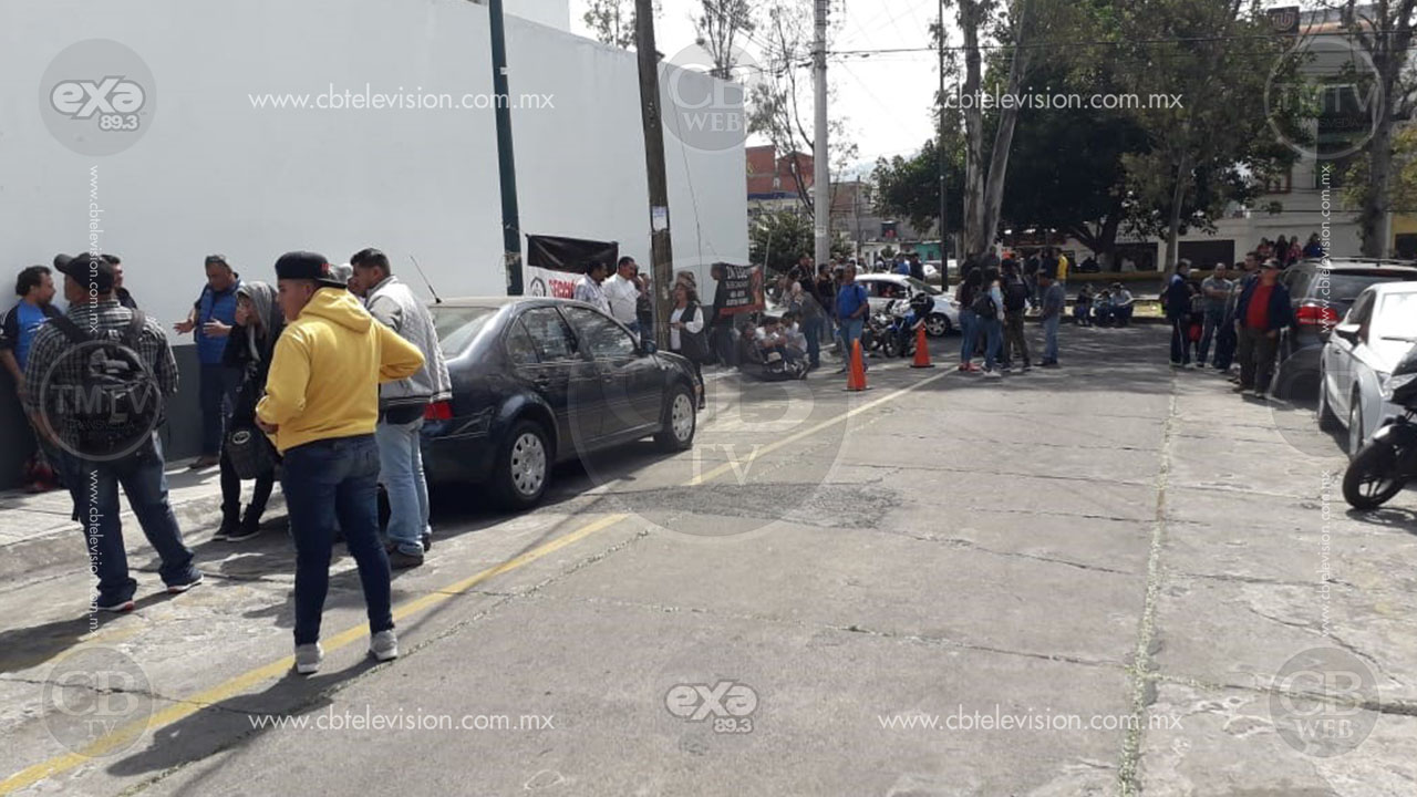 Acuden profesores de la CNTE a declarar ante la FGR