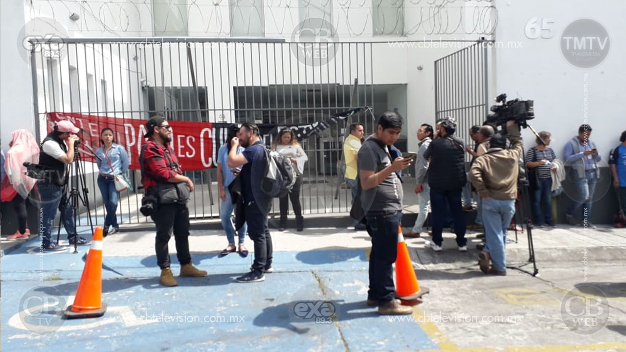 Acuden profesores de la CNTE a declarar ante la FGR