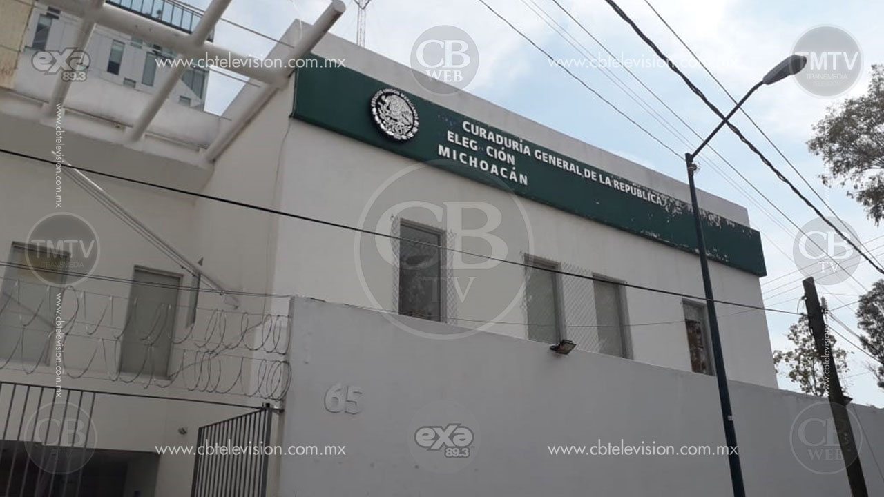 Acuden profesores de la CNTE a declarar ante la FGR