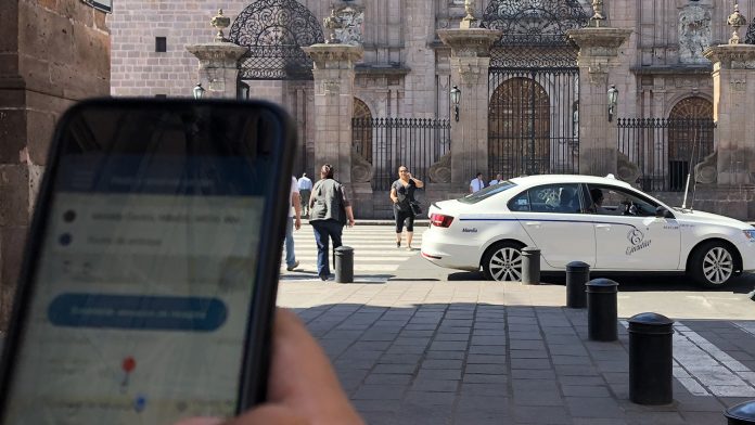Habrá tarifario de taxis en Morelia, se busca cobrar lo justo