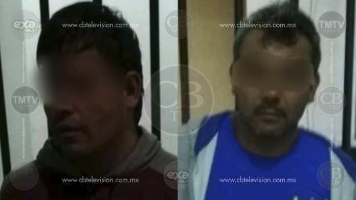 Detienen a dos sujetos que abrían vehículos en el centro de Morelia