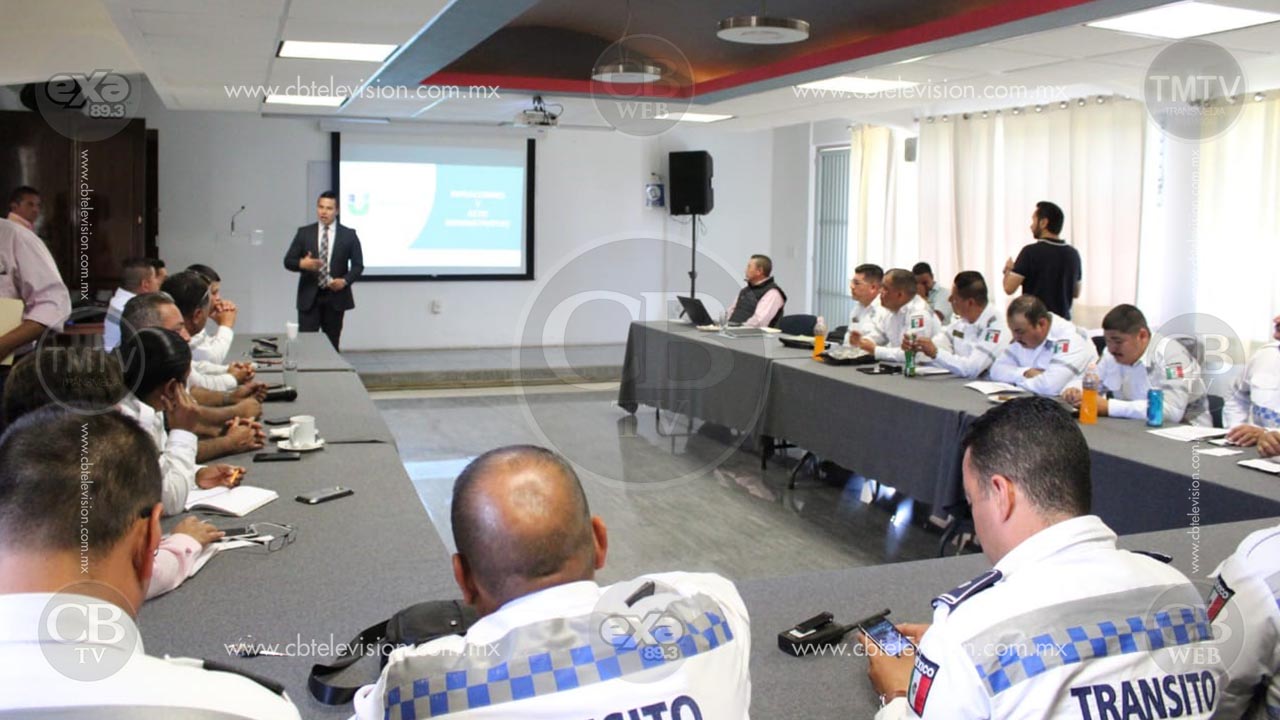 Personal de la SSP de Uruapan, reciben capacitación para brindar un mejor servicio ante faltas administrativas