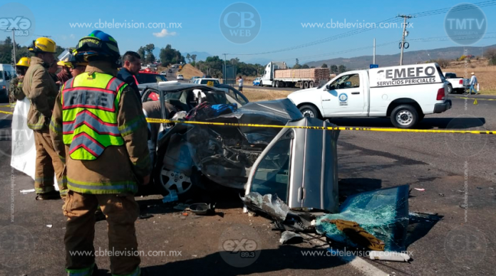 Saldo de un muerto y 3 heridos, deja aparatoso accidente en carretera Pátzcuaro - MoreliaSaldo de un muerto y 3 heridos, deja aparatoso accidente en carretera Pátzcuaro - Morelia