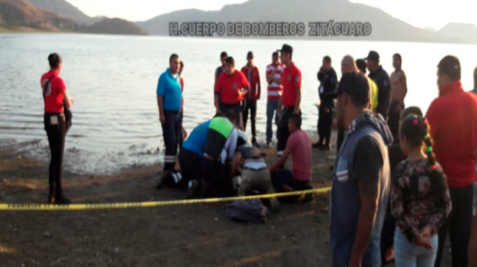 Rescata a dos menores y muere ahogado en la Presa del Bosque
