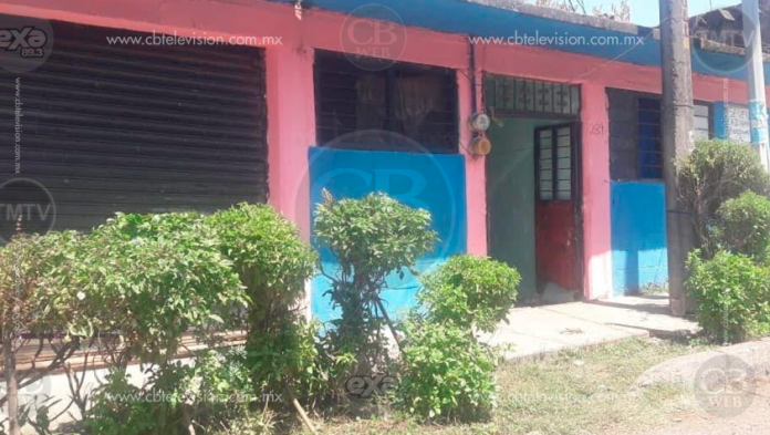 Encuentran cadáver putrefacto en el cuarto de una vecindad