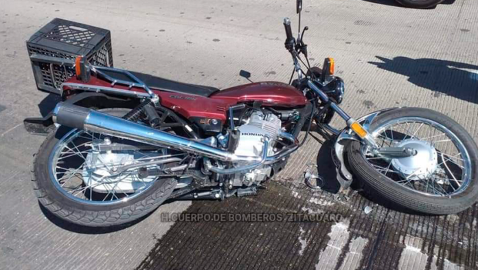 Camión de empresa de agua purificada arrolla a motociclista