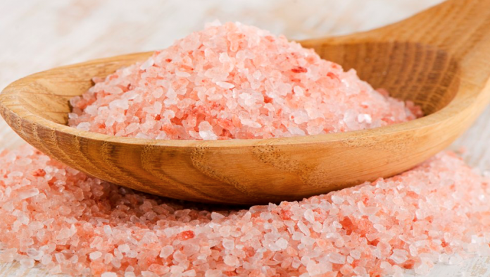 Lo que no sabías de la sal rosa del Himalaya