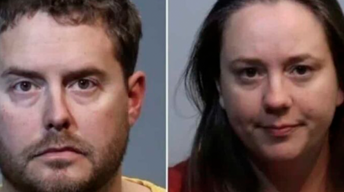 Maestra de kínder y su ex novio hacían pornografía infantil con su bebé