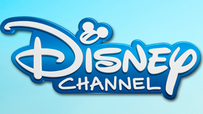 Demandan a ex estrella de Disney por acoso a una menor