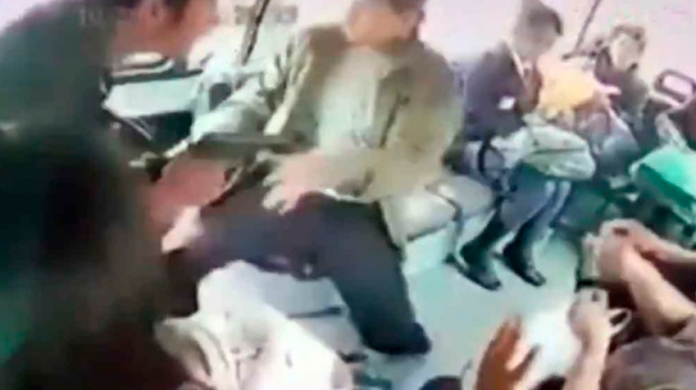 Caen asaltantes de pasajeros del transporte público; el chofer era el líder de la banda 
