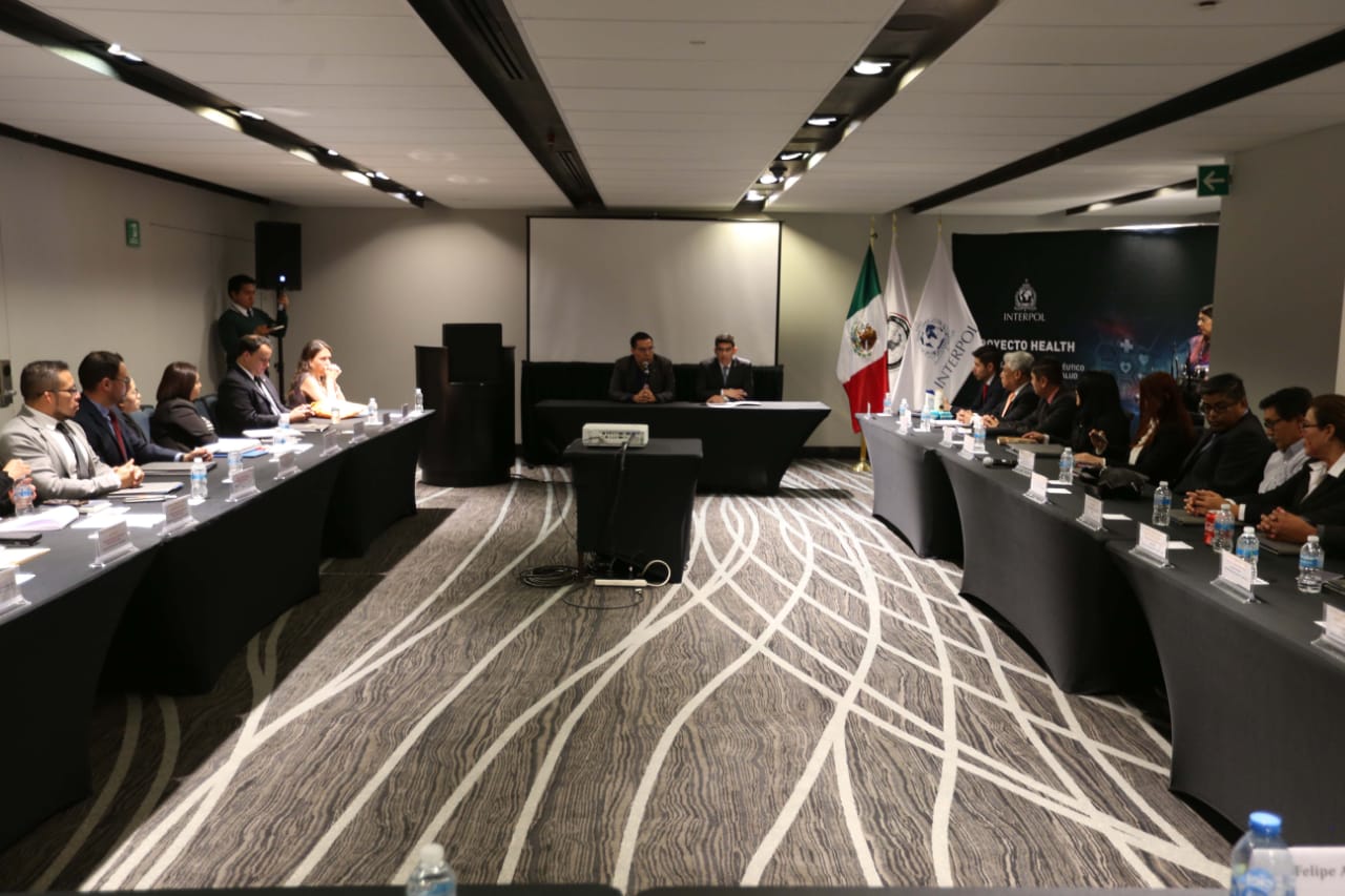 Desarrollan FGR e INTERPOL estrategias para combatir crimen farmacéutico