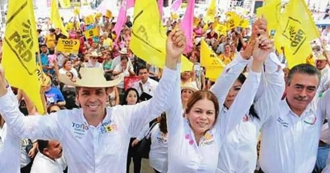 Por traiciones e implicaciones renuncia Teresa Valencia a secretaría general del comité municipal del PRD Apatzingán