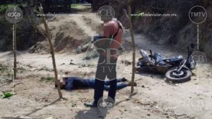 Ejecutan a dos en Aquila; uno era estudiante de Telebachillerato en el Coire
