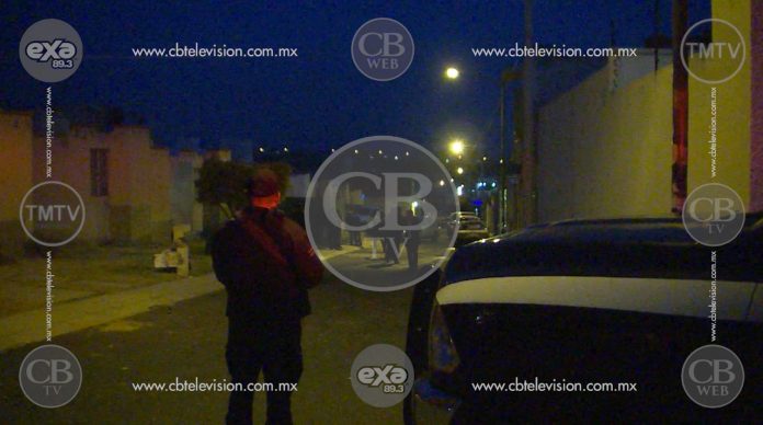 Le balean la vivienda al marido pero hieren a la mujer